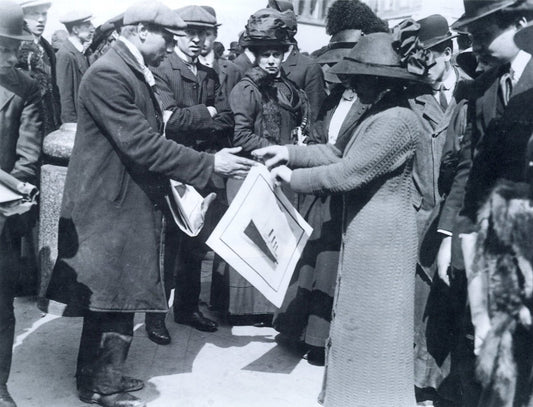 Dimensions 4602 x 3519 pixels